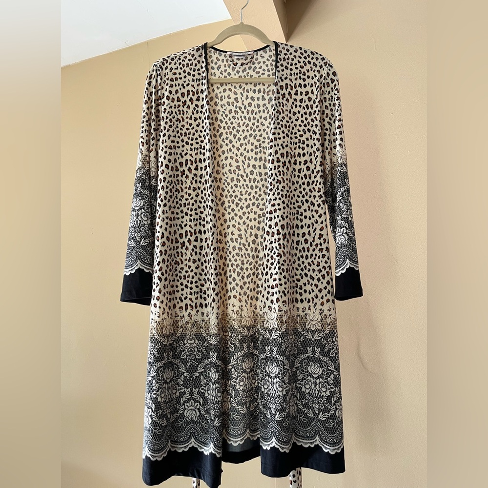 Linea Donatella Robe 🐆☕️